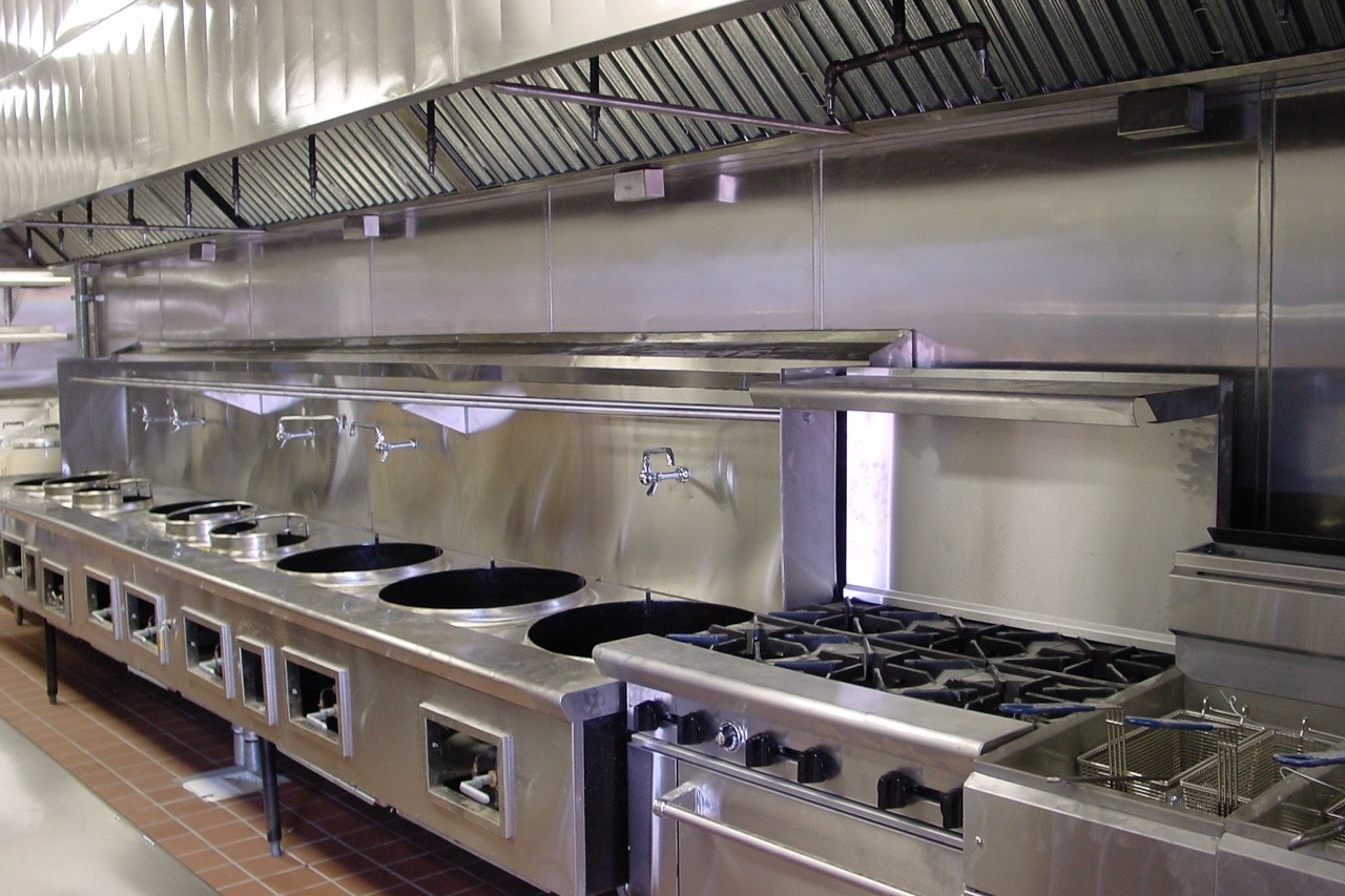 Kitchen cleaning service in Gurgaon — spotless kitchen after professional deep cleaning